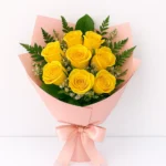 باقة ورد أصفر طبيعي – 10 ورود بتغليف وردي فاخر | ورد روزا باقة ورد أصفر طبيعي – 10 ورود بتغليف وردي فاخر | ورد روزا