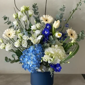 فازة فاخرة بالاسم | ورد روزا